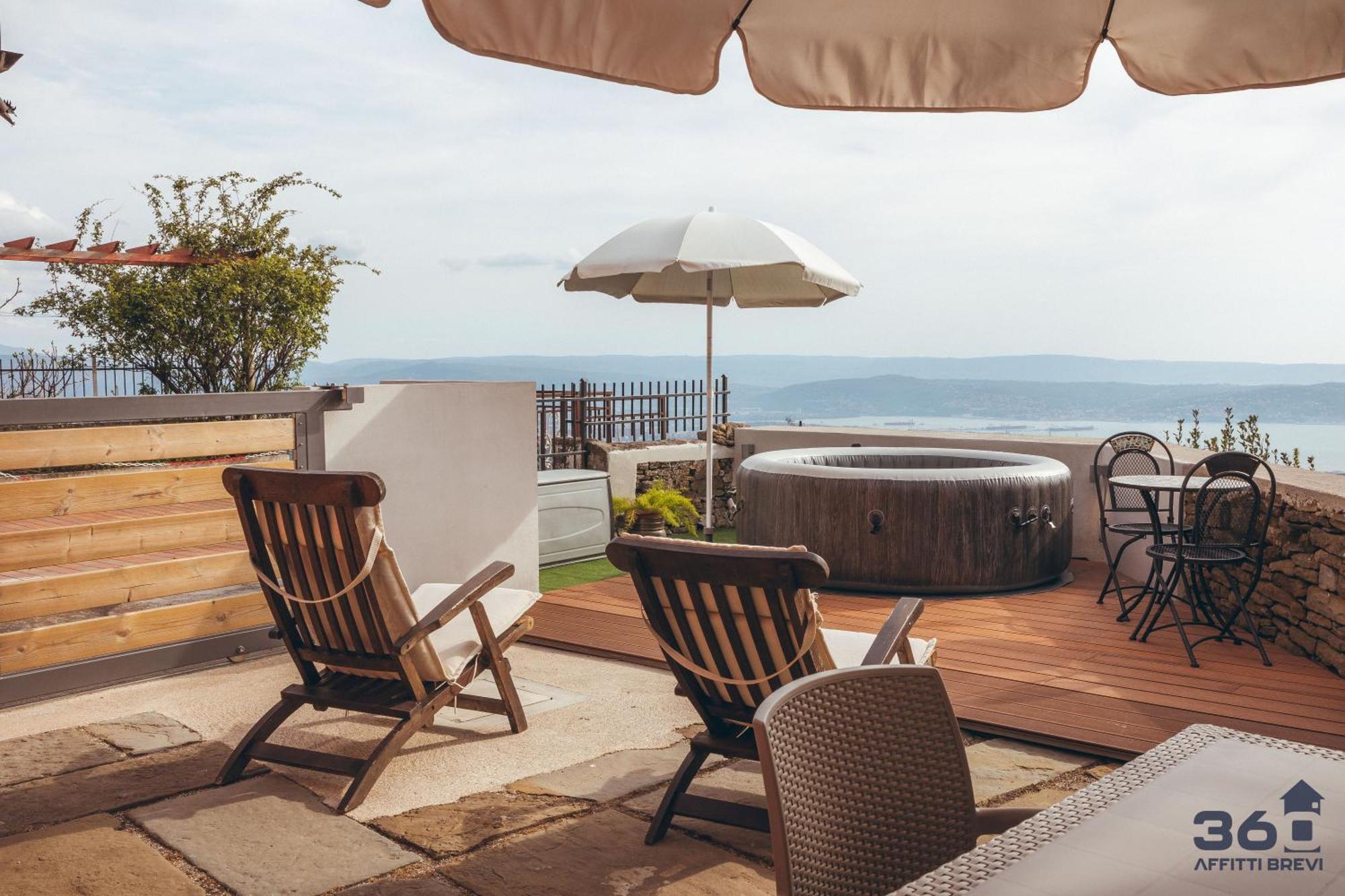 Trieste 10Min Dal Centro Villa Privata Con Jacuzzi Bagian luar foto